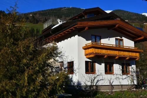 Hostal G�stehaus Brugger