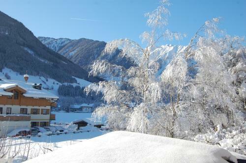Hostal G�stehaus Brugger