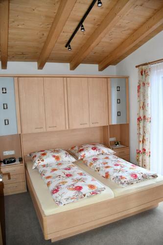 Hostal G�stehaus Brugger