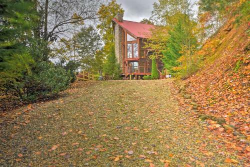 Secluded Nantahala Forest Refuge With Mountain Views