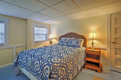 Spacious Sunset Beach Home - Walk To Beach And Pier!