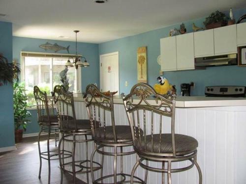 Villa Colony I- Pet Friendly Condos- By Sloane Realty Vacations