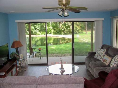 Villa Colony I- Pet Friendly Condos- By Sloane Realty Vacations