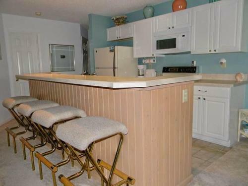 Villa Colony I- Pet Friendly Condos- By Sloane Realty Vacations