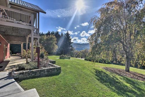 Tranquil 6-acre Retreat With Hot Tub And Mtn Views