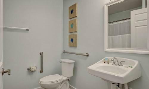 Hotel Loggerhead Inn And Suites By Carolina Retreats