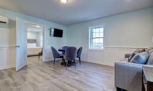 Hotel Loggerhead Inn And Suites By Carolina Retreats