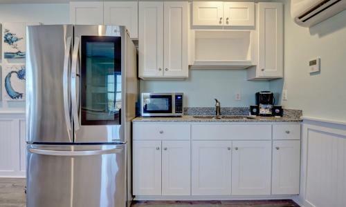 Hotel Loggerhead Inn And Suites By Carolina Retreats