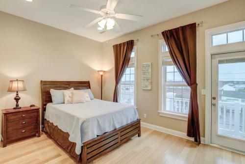 New Listing! Oceanfront Oasis With Sparkling Pool Townhouse