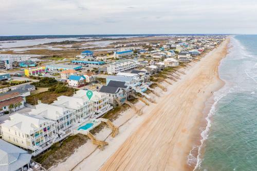 New Listing! Oceanfront Oasis With Sparkling Pool Townhouse