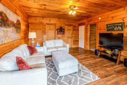 4 Bed 4 Bath Vacation Home In Sylva