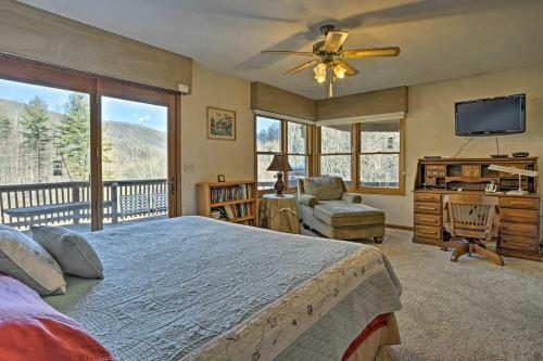 Emerald Gate Farm Cabin Nestled On 13 Acres!