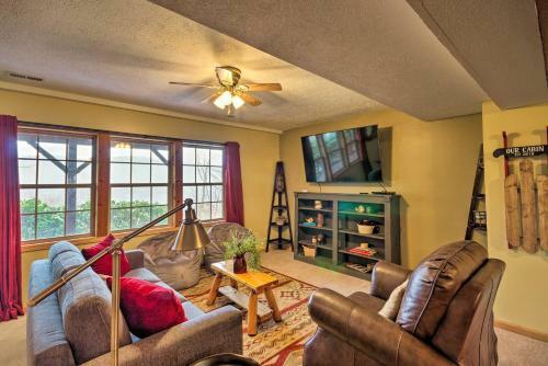 Waynesville Above The Clouds Mtn Cabin With Balcony!