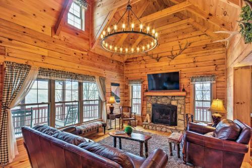 Waynesville Above The Clouds Mtn Cabin With Balcony!