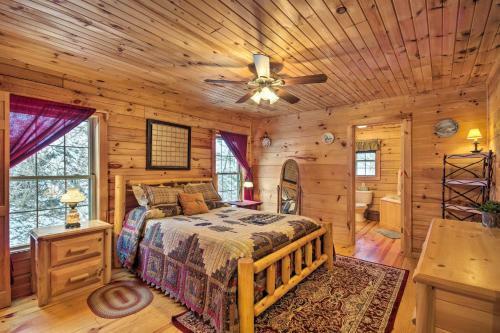 Waynesville Above The Clouds Mtn Cabin With Balcony!