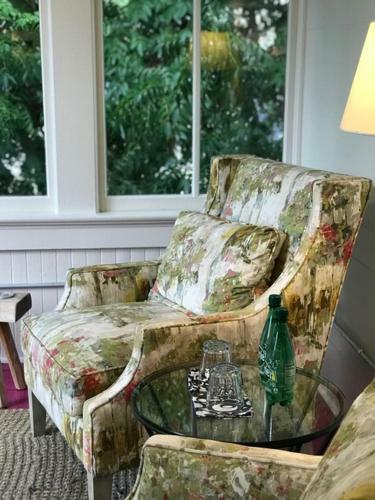 Elmwood 1820 Bed & Breakfast Inn