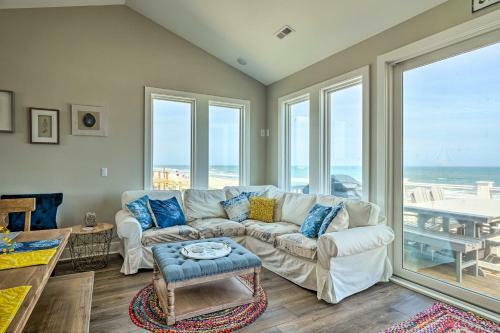Beachfront Oasis 2 Huge Decks, Bbq And Views!