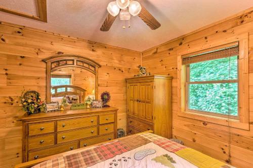 Luxe Mtn-view Maggie Valley Home With 2 Decks!