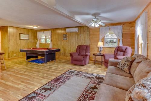 4 Bed 2 Bath Vacation Home In Whittier