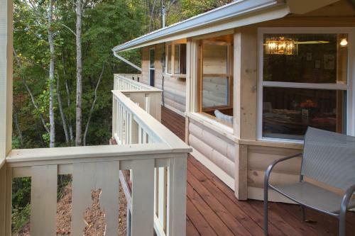 4 Bed 2 Bath Vacation Home In Whittier