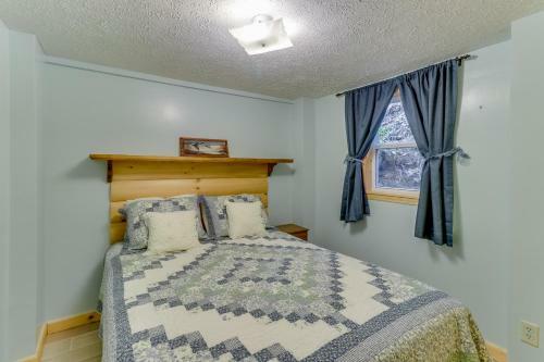 4 Bed 2 Bath Vacation Home In Whittier