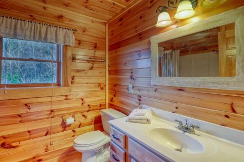 3 Bed 3 Bath Vacation Home In Whittier