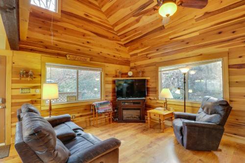 2 Bed 2 Bath Vacation Home In Whittier V