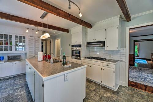 Riverfront Blounts Creek Home With Dock And Beach!