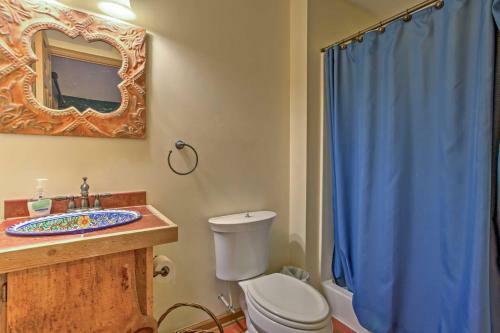 Spacious Waynesville Getaway With Decks And Fire Pit!