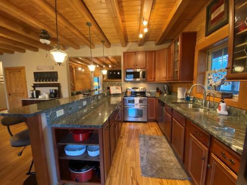 Holly Hill Lodge Home