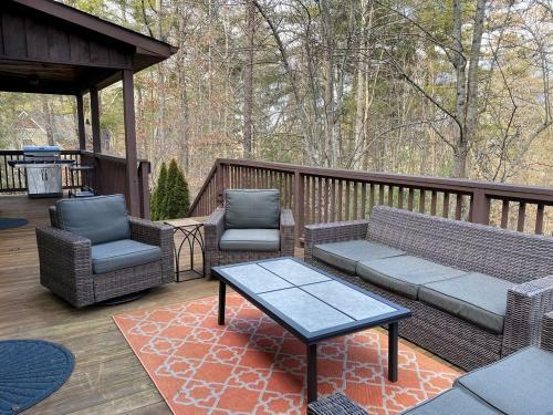 Holly Hill Lodge Home