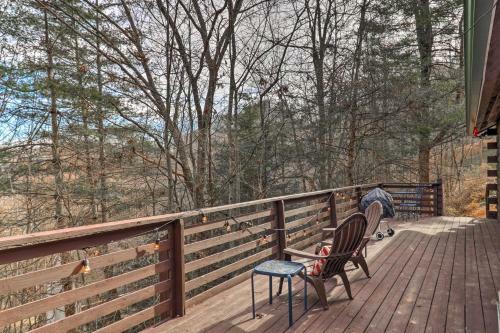 Rustic-yet-cozy Cabin With Fire Pit In Smokies!