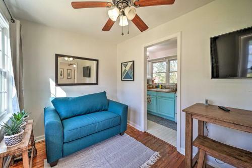 Cozy Tiny House 4 Miles To Downtown Wilmington!