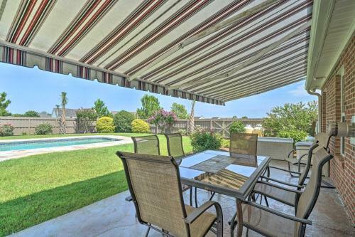 Modern Corporate Retreat By Downtown And Beach!