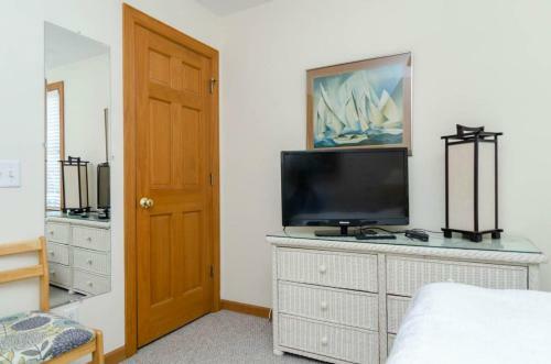 Bresnahan - Upper Unit