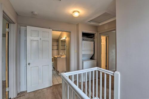 Queen City Home With River View - 3 Mi To Dtwn!