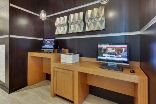 Hotel Drury Inn & Suites Columbus Polaris