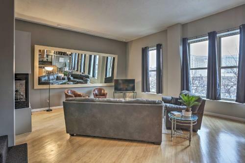 Apartamento Dwtn Condo Walk To Stadiums, Museums, Bars And More