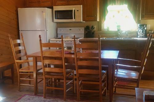 Bed & Breakfast Amish Blessings Cabins