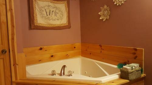 Bed & Breakfast Amish Blessings Cabins