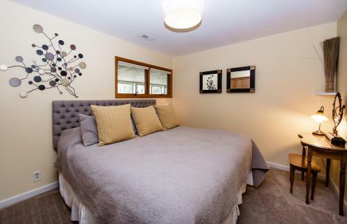 Hostal Small Batch Lodging