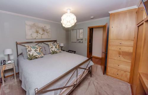 Hostal Small Batch Lodging