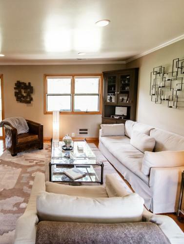 Hostal Small Batch Lodging