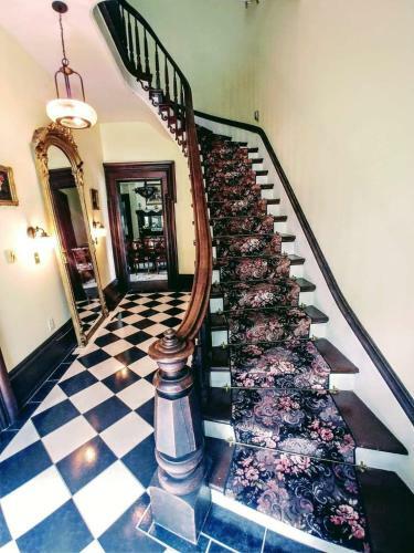 Bed & Breakfast 1873 Victorian Rose