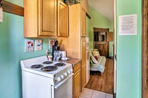 Charming Studio Cottage, Ski-in And Ski-out Access!