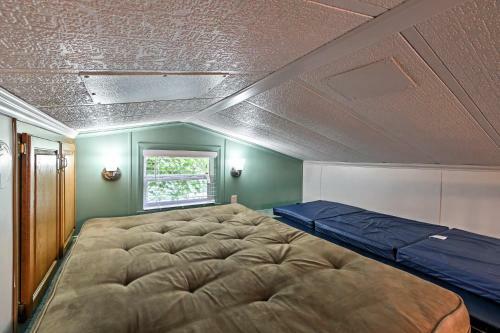 Middle Bass Cabin With Grill And Lagoon Access!