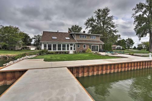 Modern Waterfront Home With Patio, Fire Pit And Dock