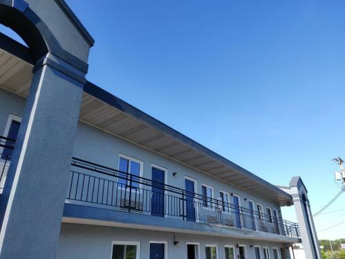 Motel Cedar Cove