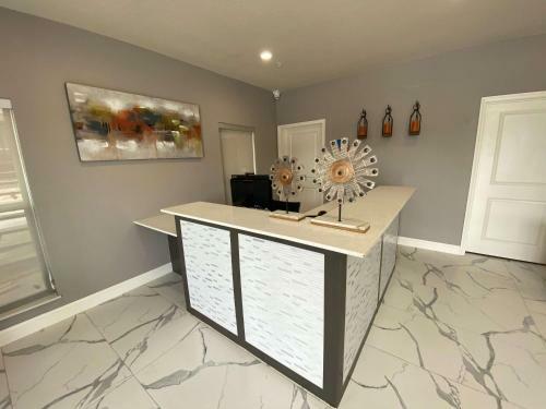 Surestay Plus Hotel By Best Western Ada