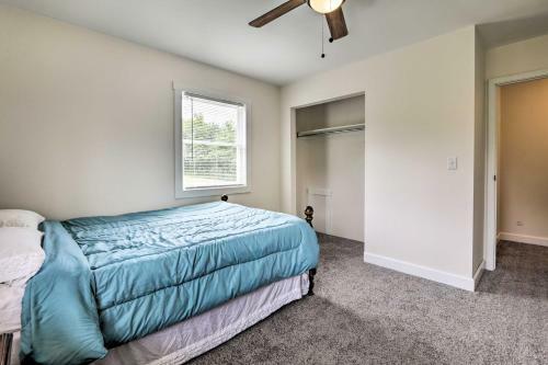 Modern Zanesville Home With Deck And Spacious Yard